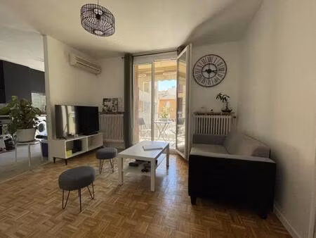 location appartement 1 pièce 77 m² à marseille 10 (13010)