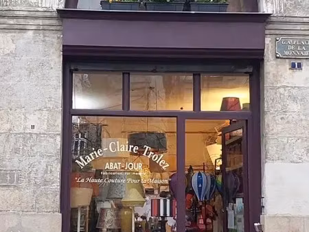 local commercial à louer - 75 49 m2 - nantes musée dobrée