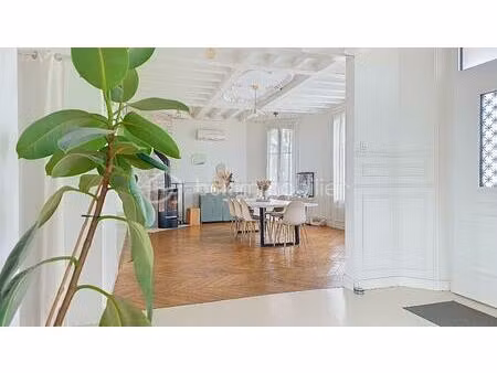 maison de 280 m² à brie-comte-robert