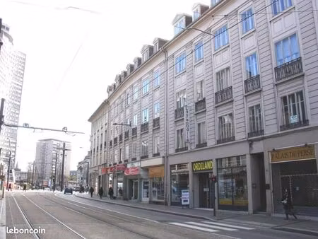 appartement 4 pièces 100 m²