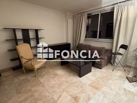 studio 1 pièce 33 m²