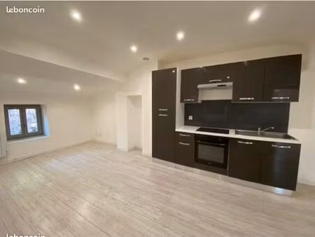 à louer t3 45 m2 cœur du village