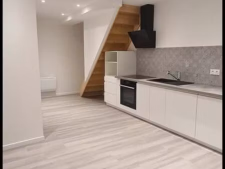 appartement f3 de 60 m² dans le centre de saint paulien