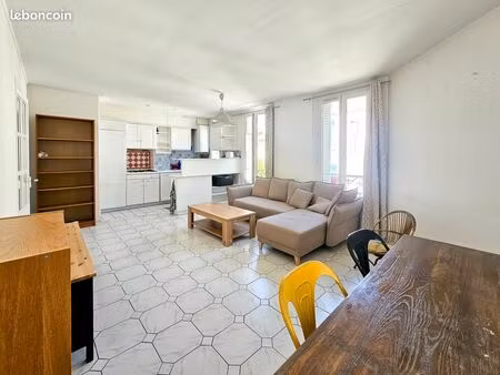 appartement 3 pièces 54 m²