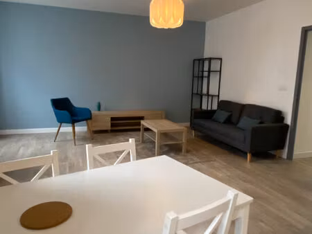 location appartement 2 pièces meublé 48m² st brieuc 22000