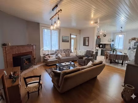vente propriété 6 pièces 139 m² à la bastide-de-sérou (09240)  221 000 €