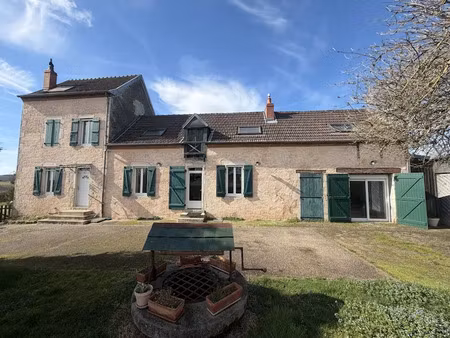 vente maison 6 pièces 190 m² à marcenat (03260)  248 000 €