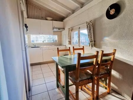 bungalow 3 chambres dans un cadre de verdure et avec vue dégagée