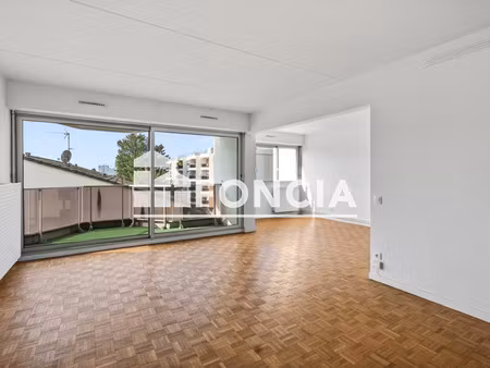 appartement – 3ème étage – t4 – 85 m²