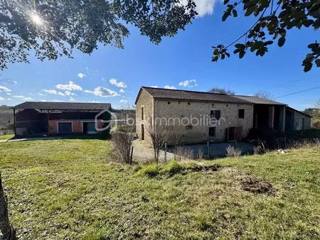 vente ferme 5 pièces 136 m² à aguts (81470)  264 000 €