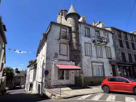 vente maison 15 pièces 300 m² à mauriac (15200)  198 000 €