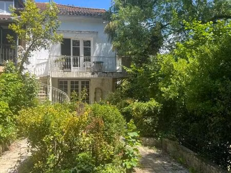 maison de ville 112 m² + local commercial 50 m² - centre vic-fezensac - fort potentiel apr