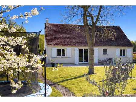 maison de plain pied : 5 pièce(s) 103 m2 + jardin