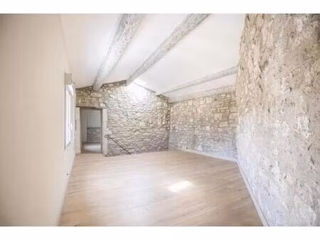 immeuble : local commercial et maison de village à vendre à saint-rémy-de-provence