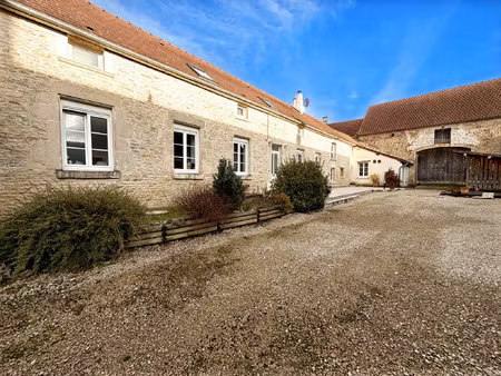 achat maison 5 pièces 164m² pargues 10210