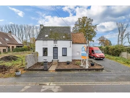 huis te koop in geraardsbergen met 2 slaapkamers