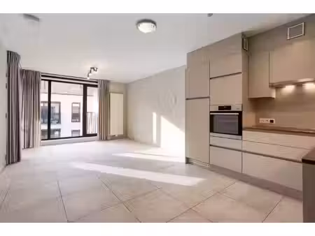 appartement te koop in varsenare met 1 slaapkamer