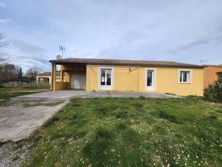 à vendre : charmante maison de plain-pied construite en 2004  environ 90 m² habitables sur