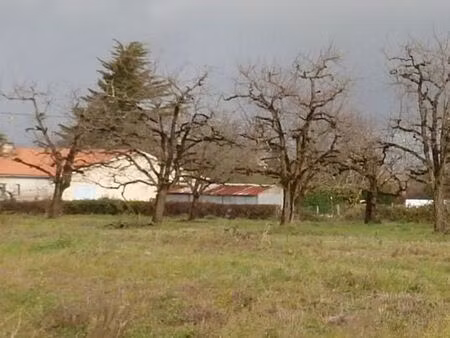 vente terrain 680 m² lévignac-de-guyenne (47120)