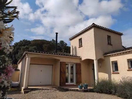 maison de 4 chambres avec piscine et jardin