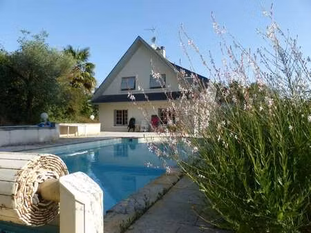 vente maison piscine à lamairé (79600) : à vendre piscine / 196m² lamairé