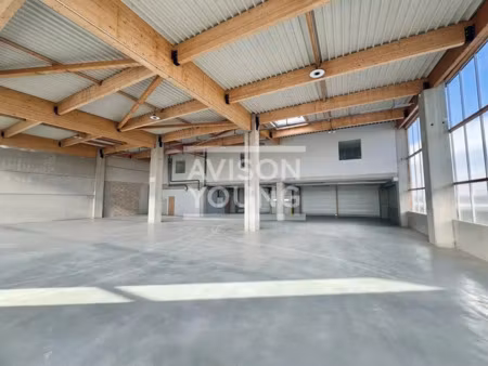 local d'activite a louer