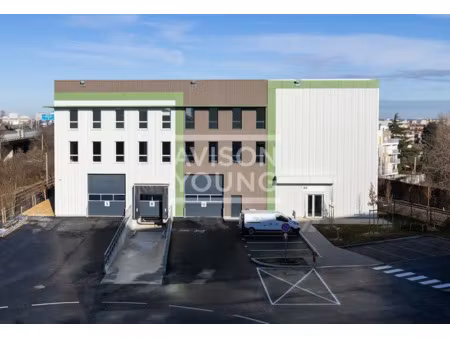 local d'activite a louer