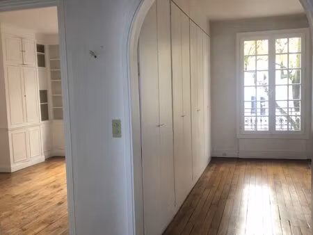 location appartement 4 pièces 89m² paris 18ème