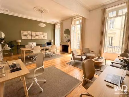 vente bureaux et commerces à bordeaux (33000) : à vendre / 251m² bordeaux