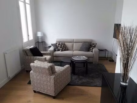 location appartement 2 pièces 45 m² à bordeaux (33000)