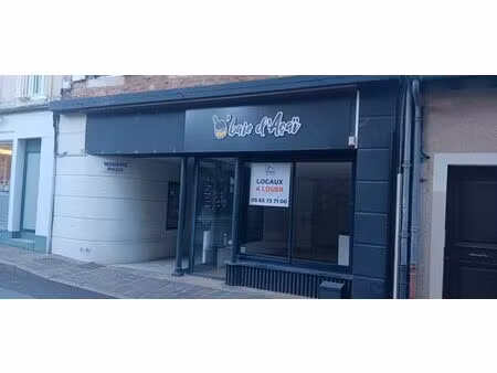 location local commercial 50m2 rodez 12000 - 807 € - surface privée