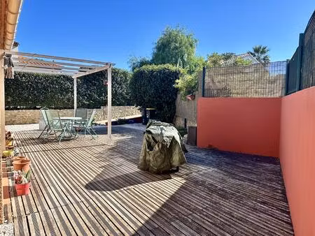 villa récente 2014  plain pied 4 faces 3 chambres et un garage de 17m2  66380 pia.