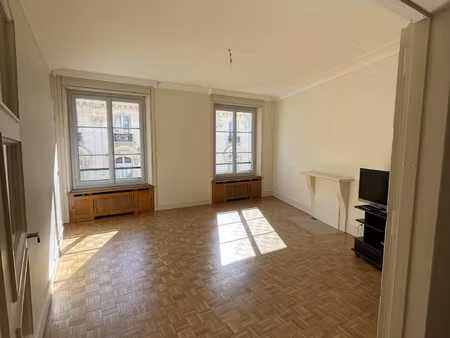 location appartement 2 pièces 56m² orleans 45000
