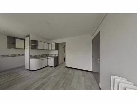 location maison 4 pièces 79m² la ville aux dames 37700