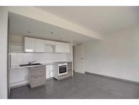 location appartement 3 pièces 62 m² à montpellier (34000)