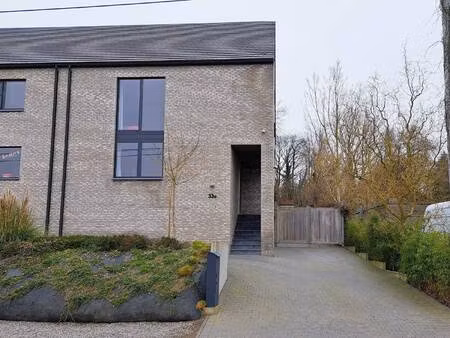 huis te koop in lubbeek met 4 slaapkamers