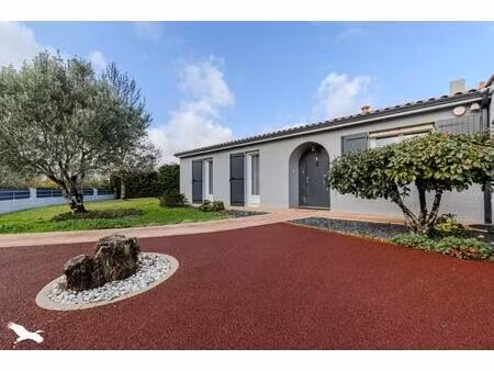 vente maison 4 pièces 124 m² carbon-blanc (33560)