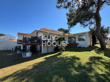 maison la tranche sur mer 11 pièces 6 chambres 235 m2