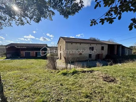 ancienne ferme de 139m2 habitables - nombreuses dépendances - 4588m2 de terrain