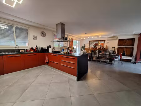 maison velaux 4 chambres 127 m2 piscine sur terrain de 1000 m2