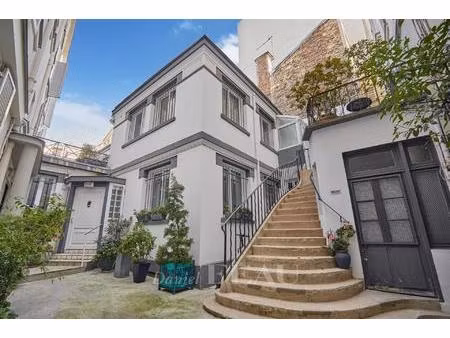 paris xve - mairie du xve - maison