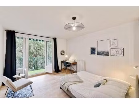 location appartement 5 pièces 105 m² à grenoble (38000)