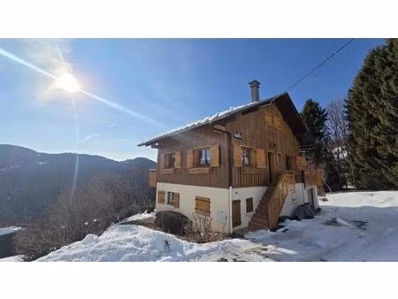 chalet avec potentiel d’extension à les gets
