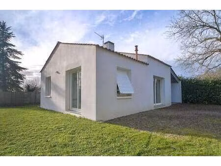 vente maison au champ-saint-père (85540) : à vendre / 60m² le champ-saint-père