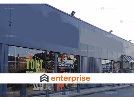 location local commercial