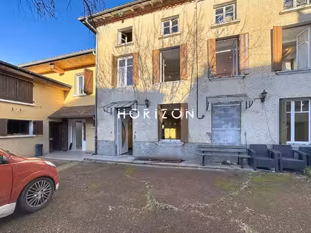 deux-grosnes : ensemble immobilier  double logement