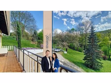 maison - 5 chambres - buanderie - cave - double garage - très jolie vue - au calme absolu