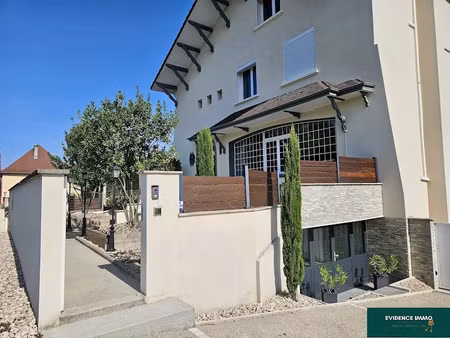 vente maison 9 pièces 278 m² à veyrins-thuellin (38630)  465 000 €