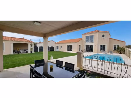 vente maison 6 pièces 160 m² aigrefeuille-sur-maine (44140)
