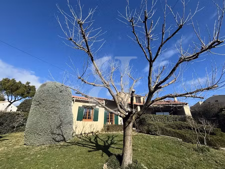 vente villa 5 pièces 166 m² à châteauneuf-de-gadagne (84470)  515 000 €